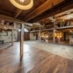 7-web-or-mls-08_Interior%20%282%29.jpg