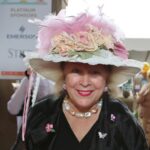 HatLunch030.jpg