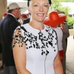 HatLunch032.jpg