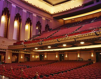 Peabody Opera House Kicks Off Broadway Season With St. Louis Author Ridley Pearson