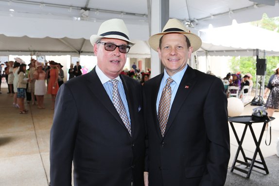 HatLunch067.jpg