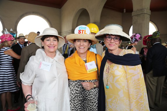 HatLunch011.jpg