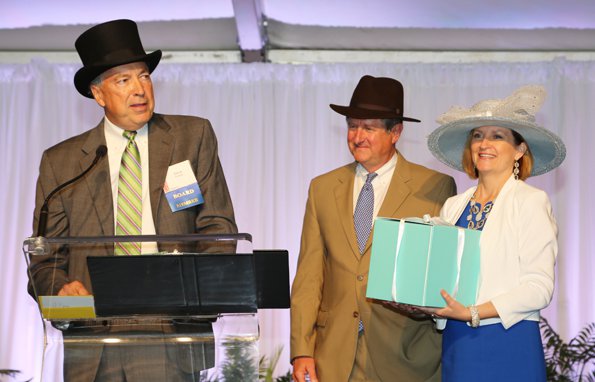 HatLunch064.jpg