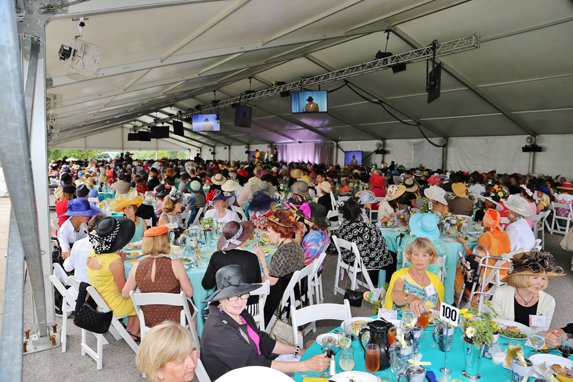 HatLunch065.jpg