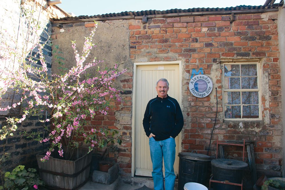 John-at-Mandela%27s-house-in-Alexandra.jpg