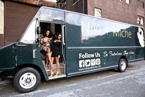 Fashion Truck Niki+Miche Delivers High-End Style at Low Costs