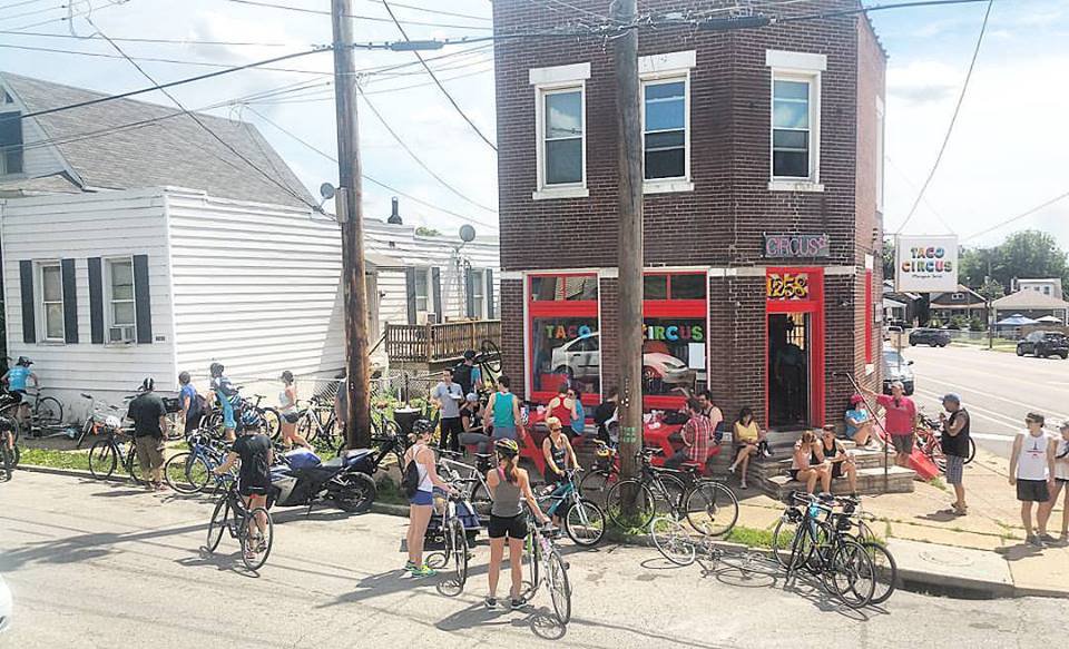 Join St. Louis bicyclists for a tour of the city’s four best tacquerias