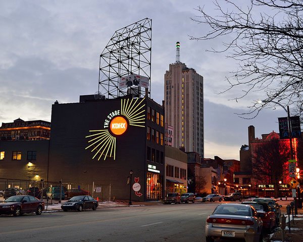kdhx-building.jpg