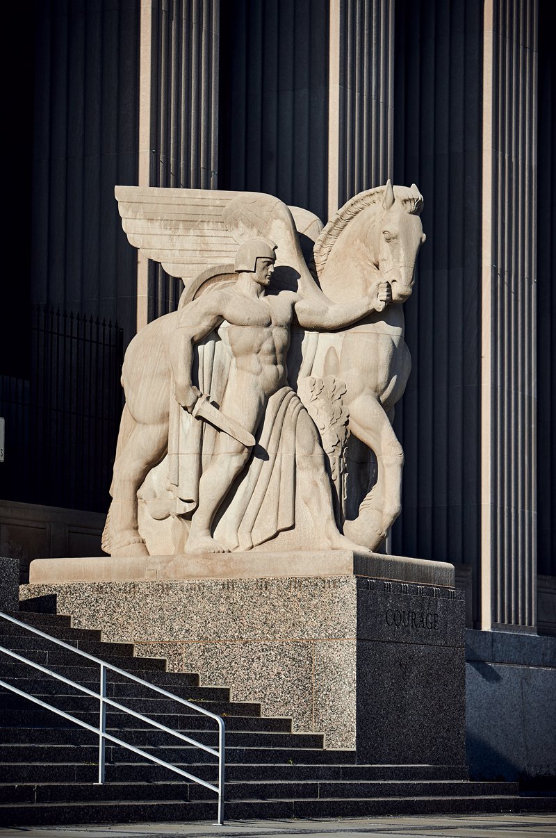 soldiers_memorial_museum_courage.jpg