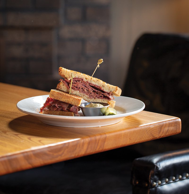 Review: Frisco Barroom rolls into Webster