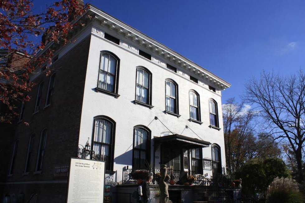 The%20Lemp%20Mansion%2C%20Photograph%20by%20Chris%20Naffziger.jpg