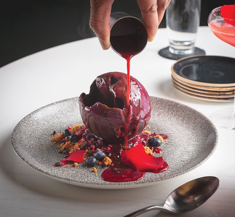 Review: The Chocolate Pig serves an upscale combination of unapologetically great American fare and laughably extravagant desserts