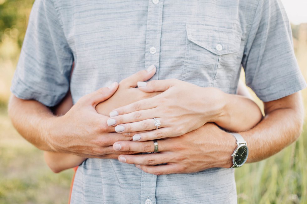 5 places to take engagement photos in St. Louis