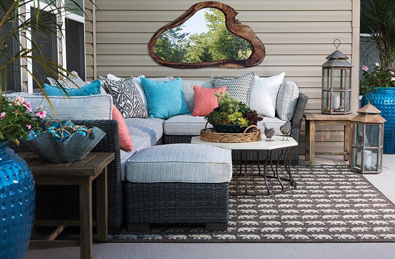 How to throw an outdoor dinner party, according to some St. Louis experts