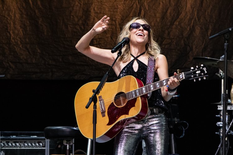 Sheryl%20Crow%20001.JPG
