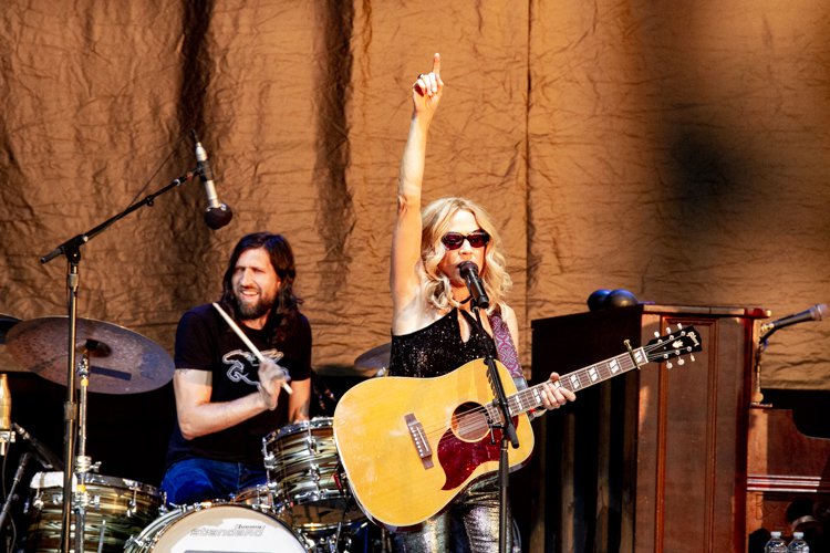 Sheryl%20Crow%20011.JPG