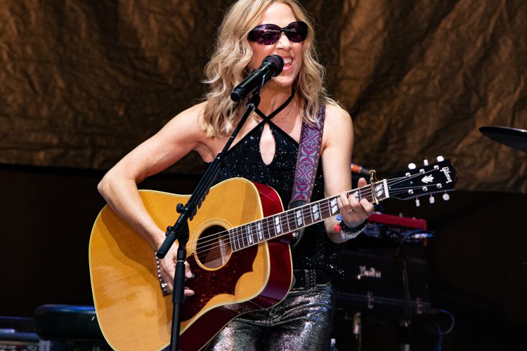 Sheryl%20Crow%20017.JPG