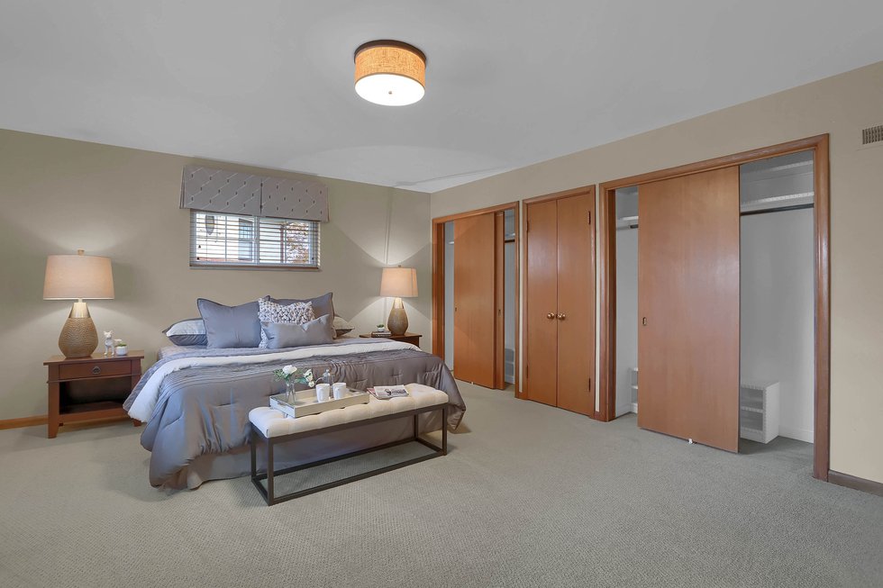 581%20Purdue%20Ave%20University%20City-print-025-029-Bedroom-3648x2432-300dpi.jpg