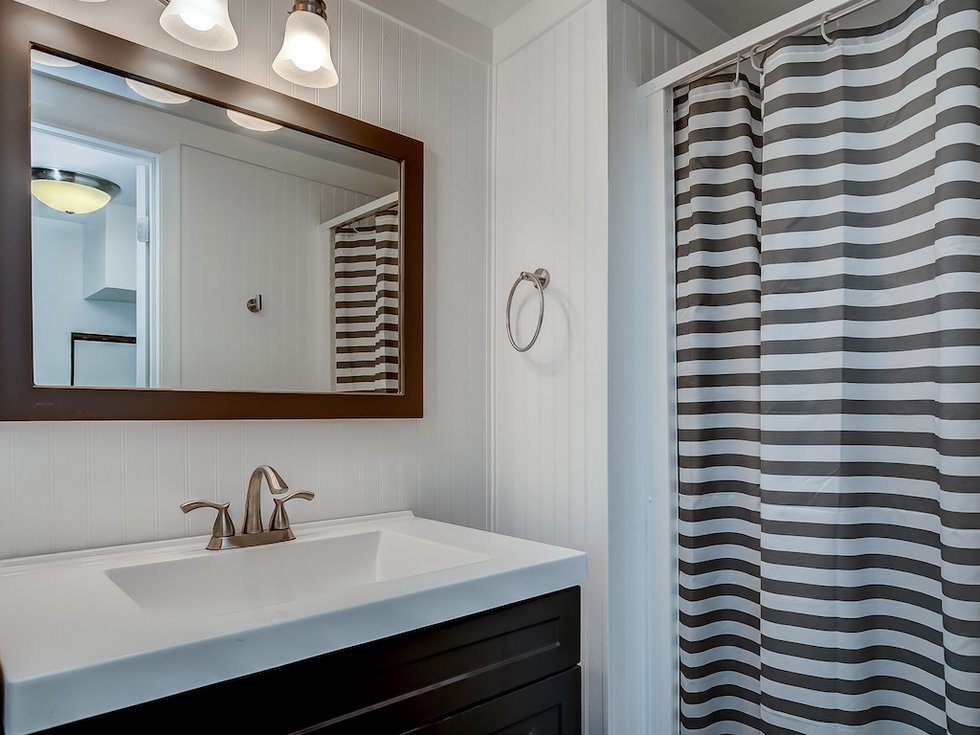 14.%20Bathroom%20Two.jpeg