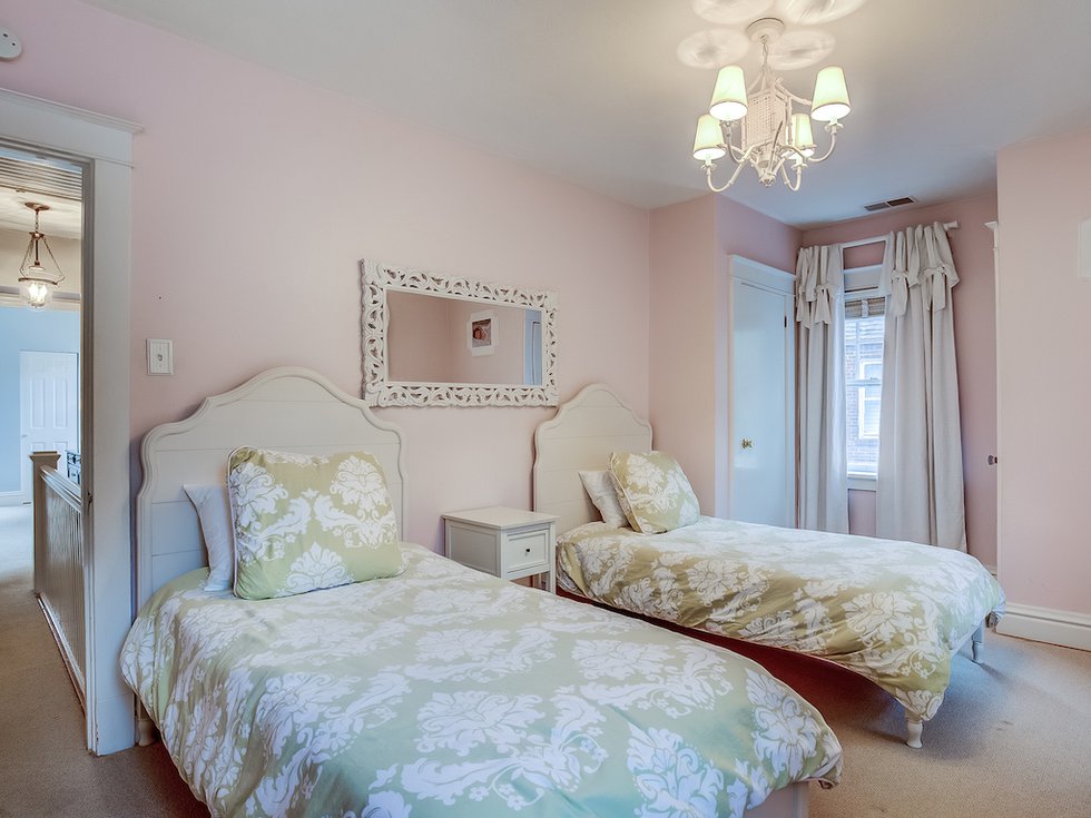 11.%20Bedroom%20One.jpeg