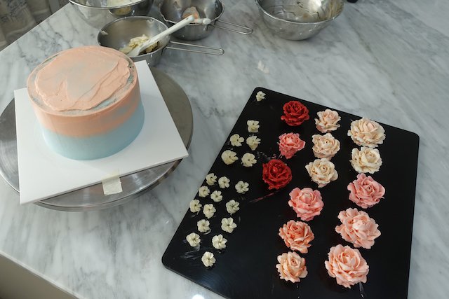 makingcake2.JPG