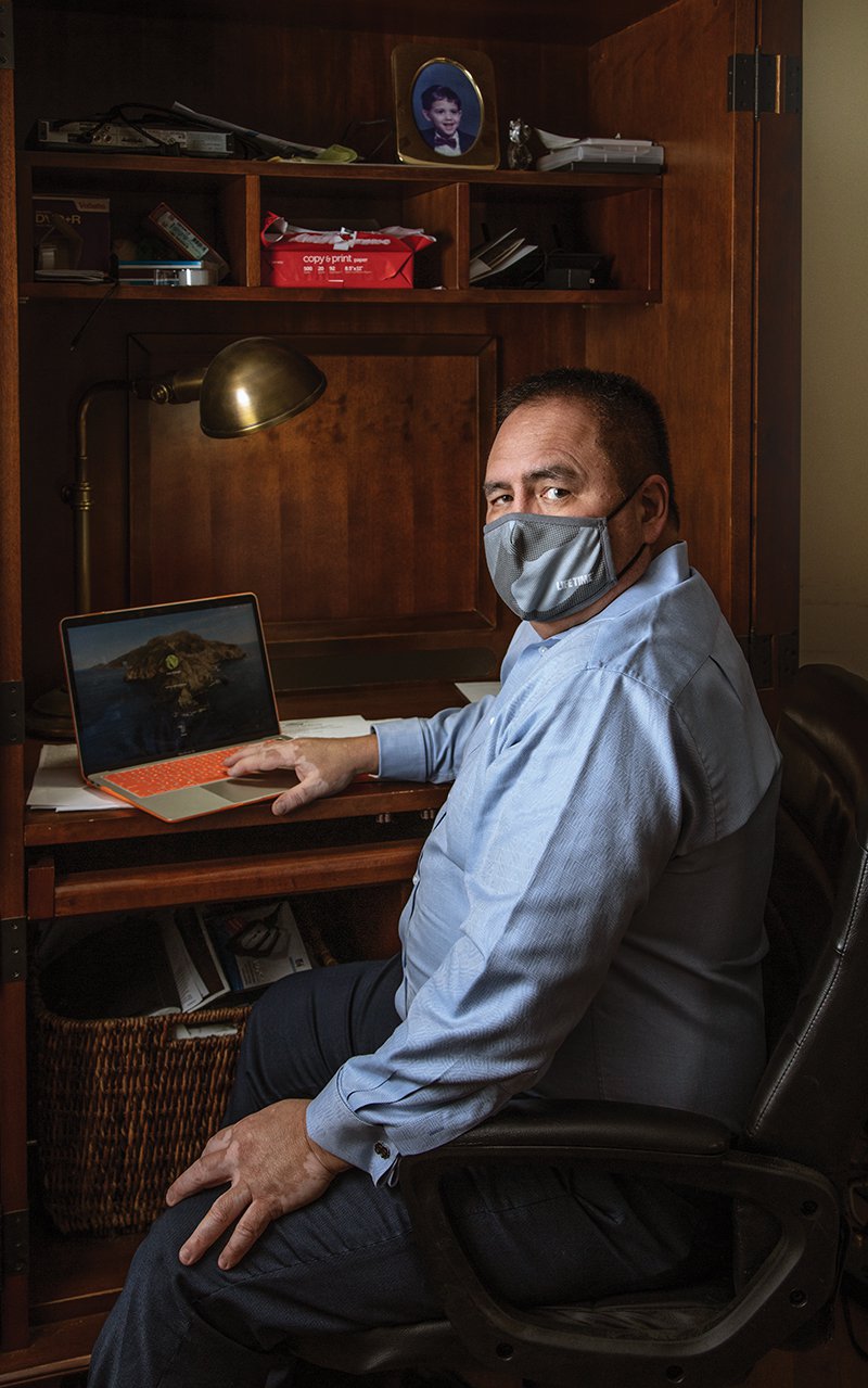 Emergency physician Dr. Larry Prablek was one of Missouri’s first COVID-19 cases. Now he’s back at work