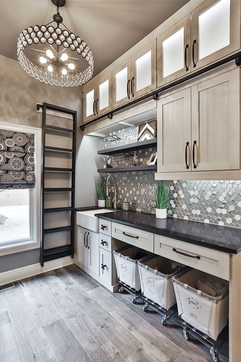 Fresh storage ideas for jewelry, shoes, and more