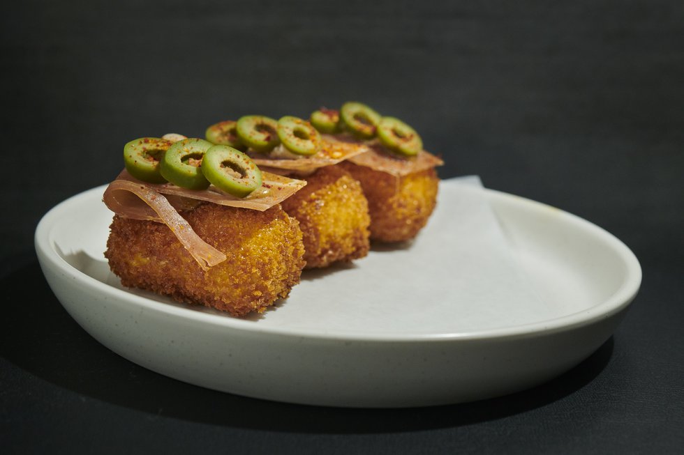Croquetta_GRP2032LR.jpg