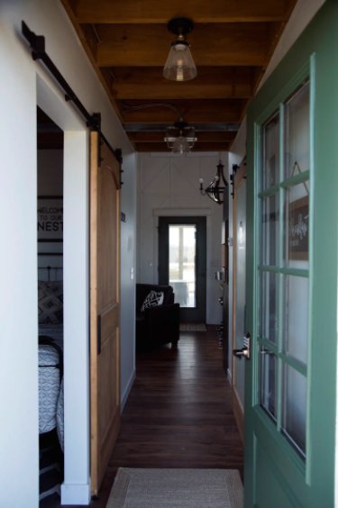 entry%20hallway.png