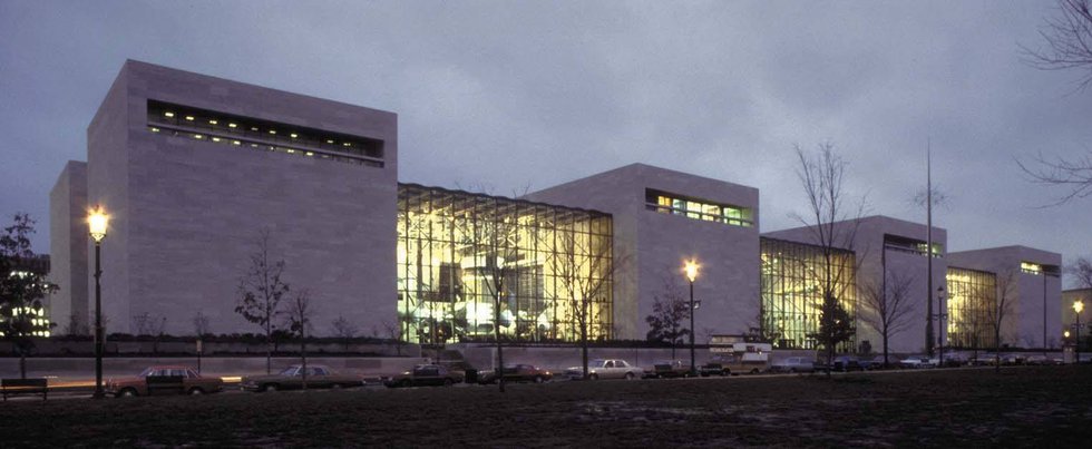 The%20Smithsonian%20National%20Air%20%26%20Space%20Museum_Credit%20HOK.jpg