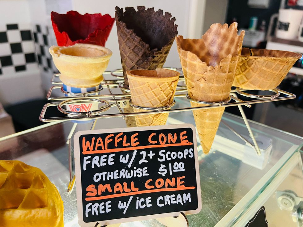 Ice%20cream%20shop%20%284%29.jpg