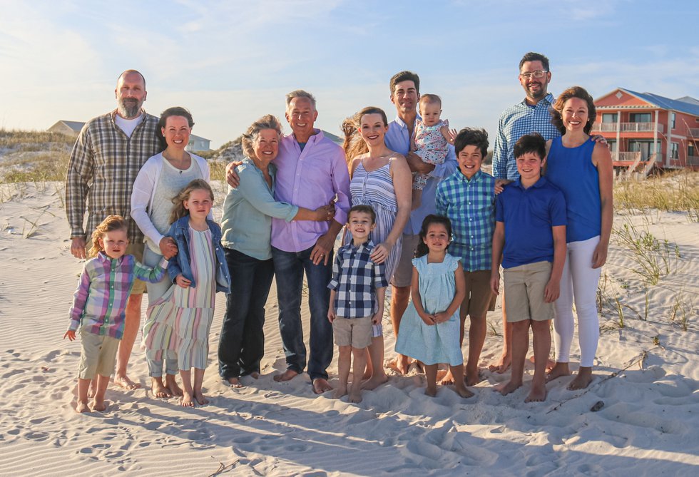 Family%20photos%202022%20Gulf%20Shores-2%20%281%29.jpg