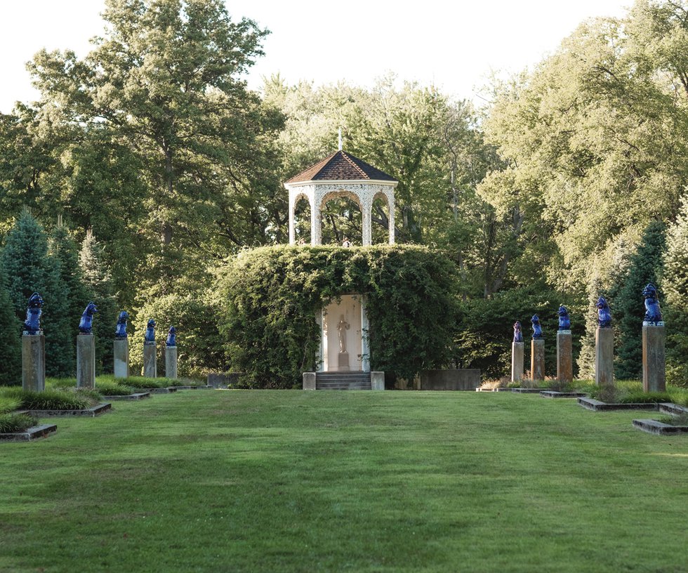 8AllertonFuDogGarden.jpg