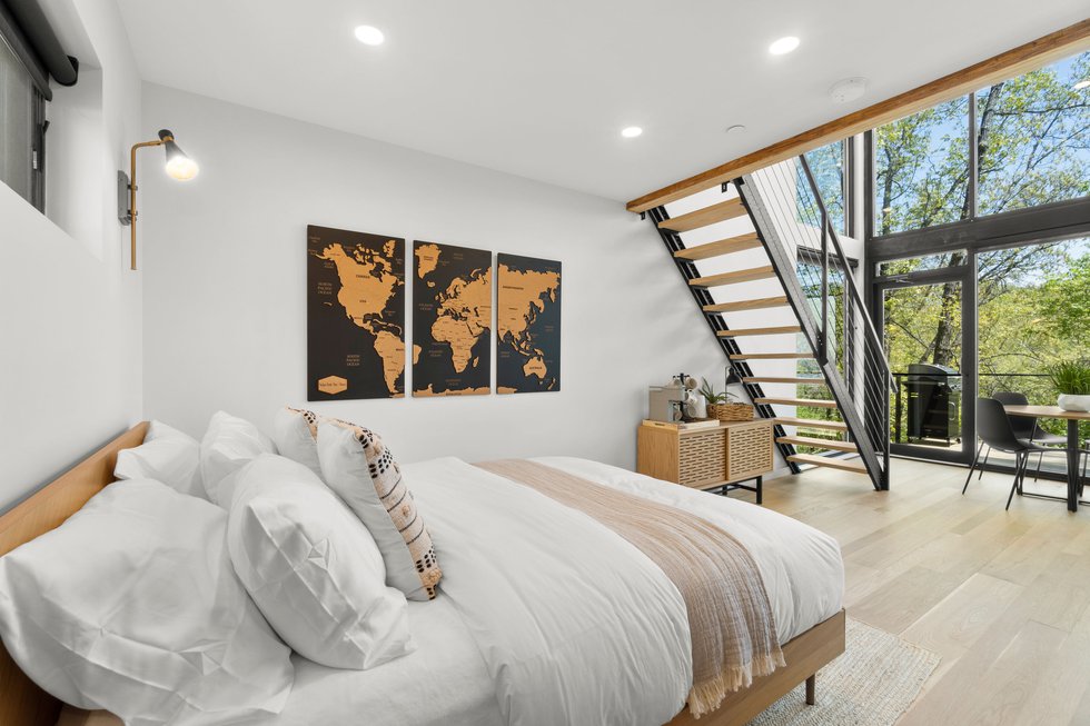 bedroom%2C%20first%20floor.jpg