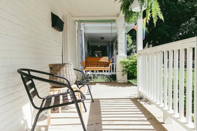Front%20Porch.png
