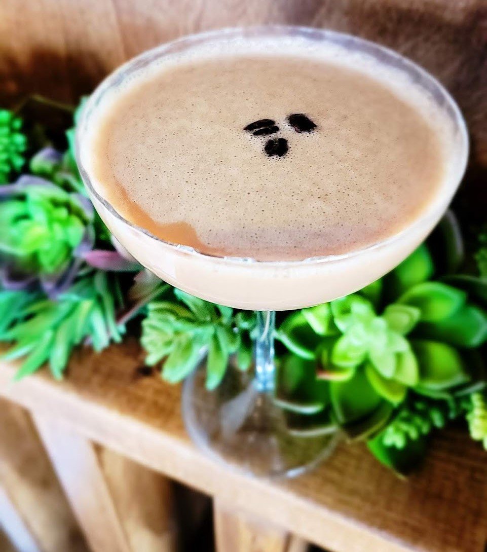 GioEspressoTini2_V_crop.jpg