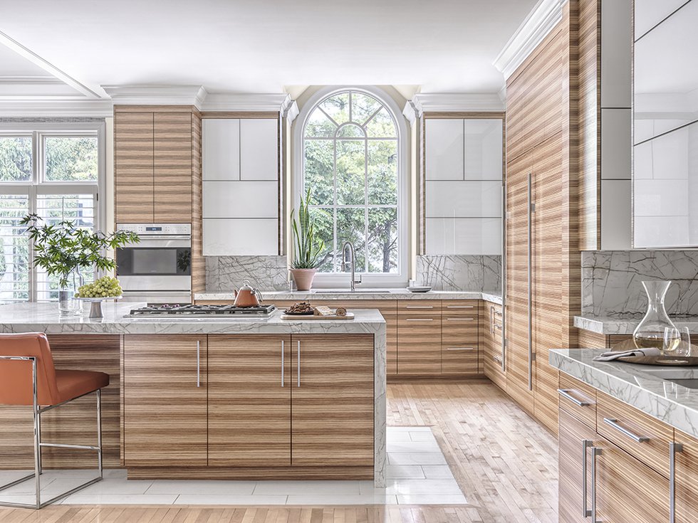 Kitchen_Overall_Wcloseddoor_.jpg