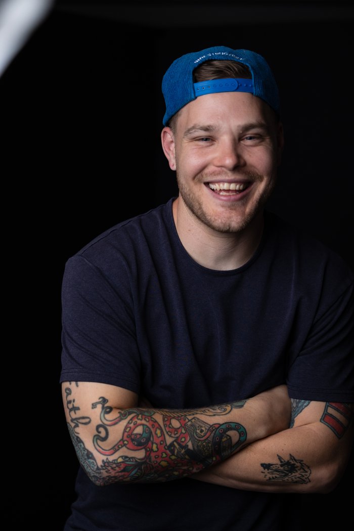 Tim%20Wiggins_12A8231_credit%20Jenn%20Korman_700.png