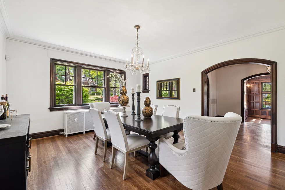 18-print-15_Interior.webp