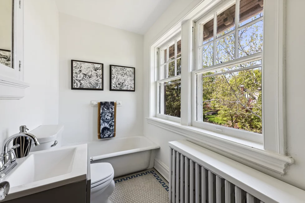 29-print-26_Interior.webp