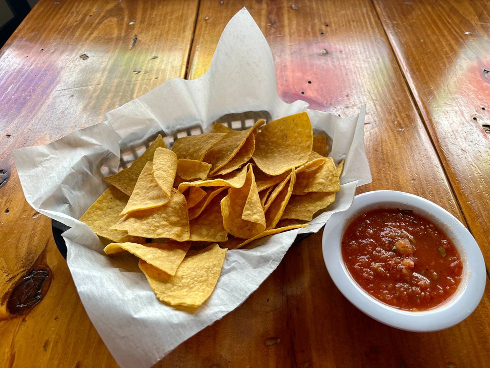 fd%20chips%20and%20house-made%20salsa.jpg