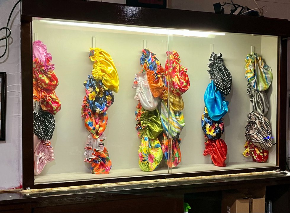 merchandise%20jamaican%20bonnets.jpg