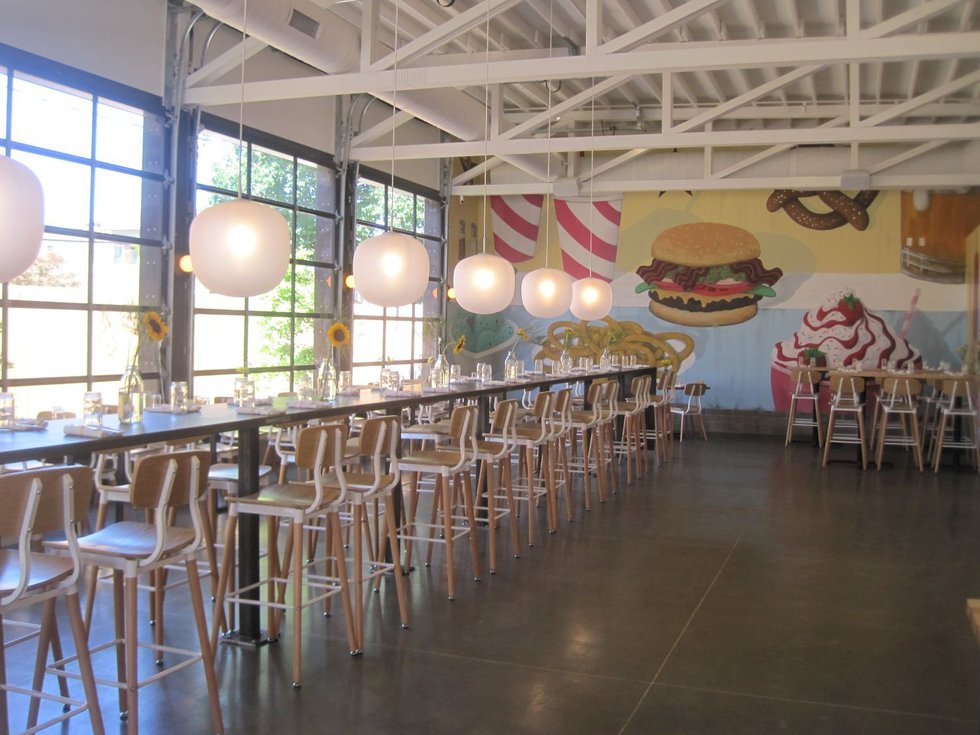 int%20mural%20and%20long%20view_1500%20%281%29_eby.jpg