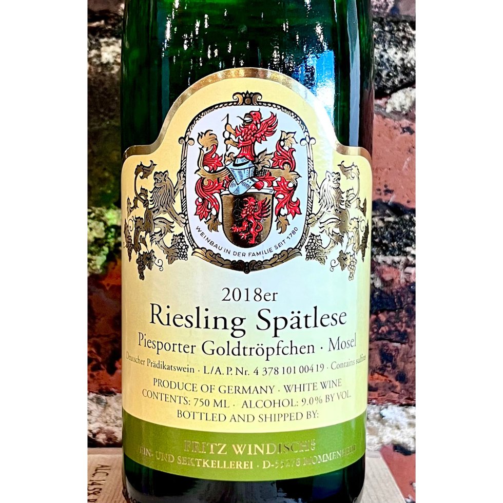 2023%20Thanksgiving%20-%20Grapevine%20Wines%20-%20Fritz%20Windisch%20Riesling%20-%20Edited.png