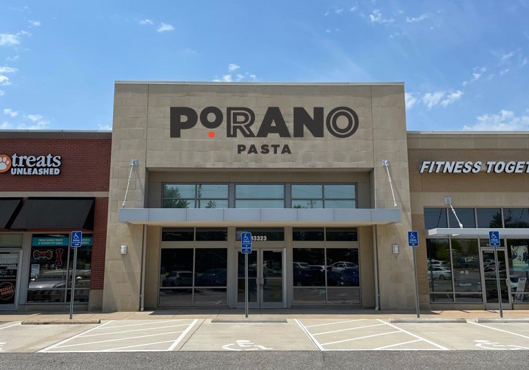 Porano_mock%20up_crop.jpg