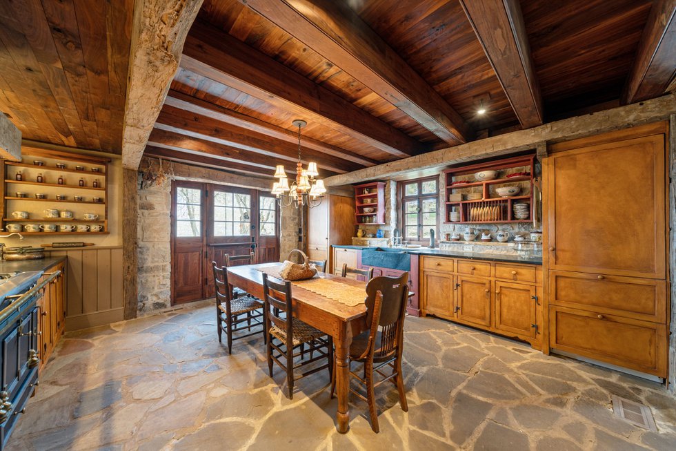 9-web-or-mls-10_Interior%20%282%29.jpg