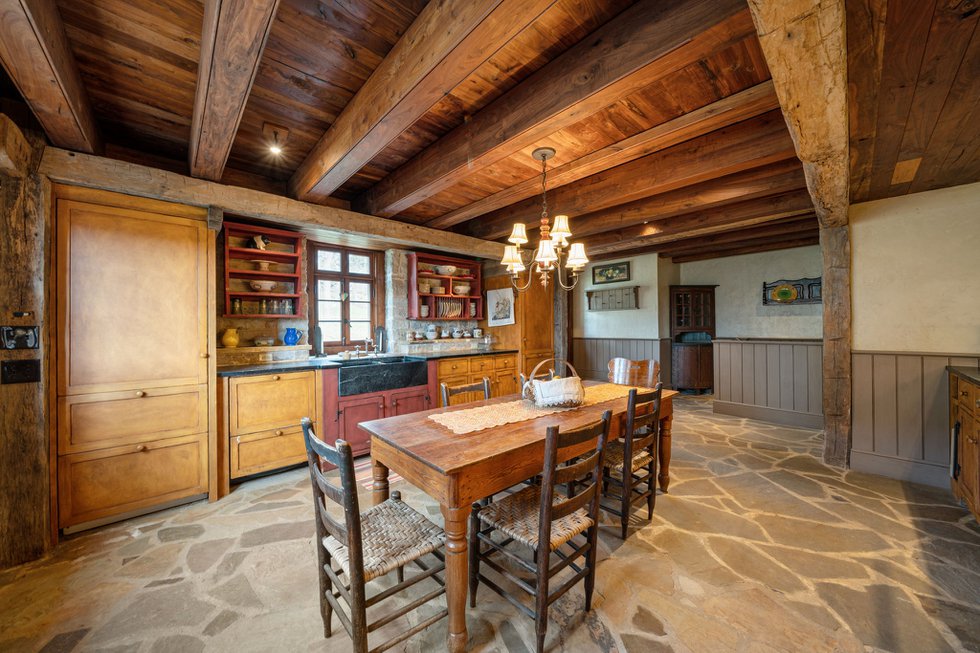 13-web-or-mls-14_Interior%20%282%29.jpg