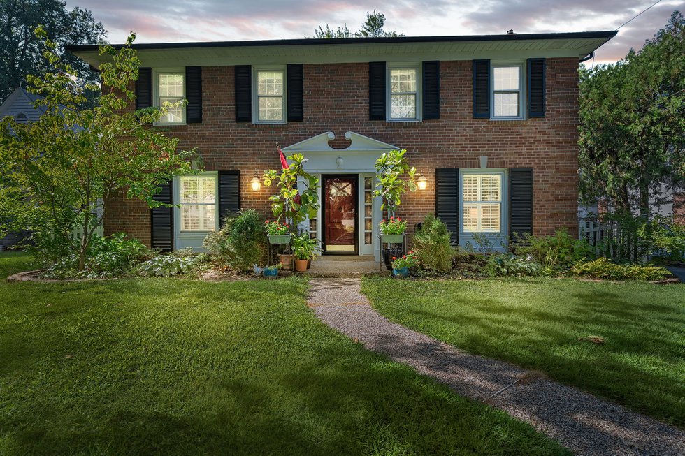 Colonial home in Webster Groves hits the market