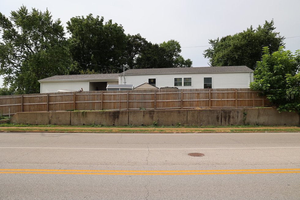 mural-before.JPG