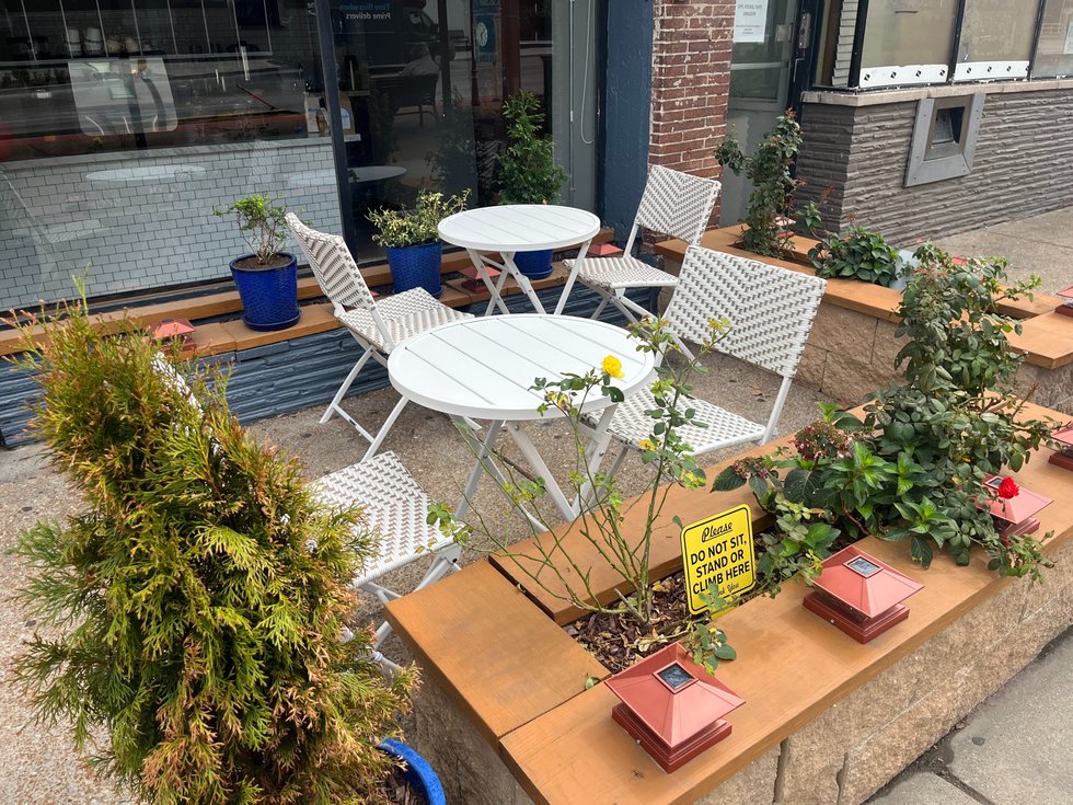Park%20Place%20patio.jpg